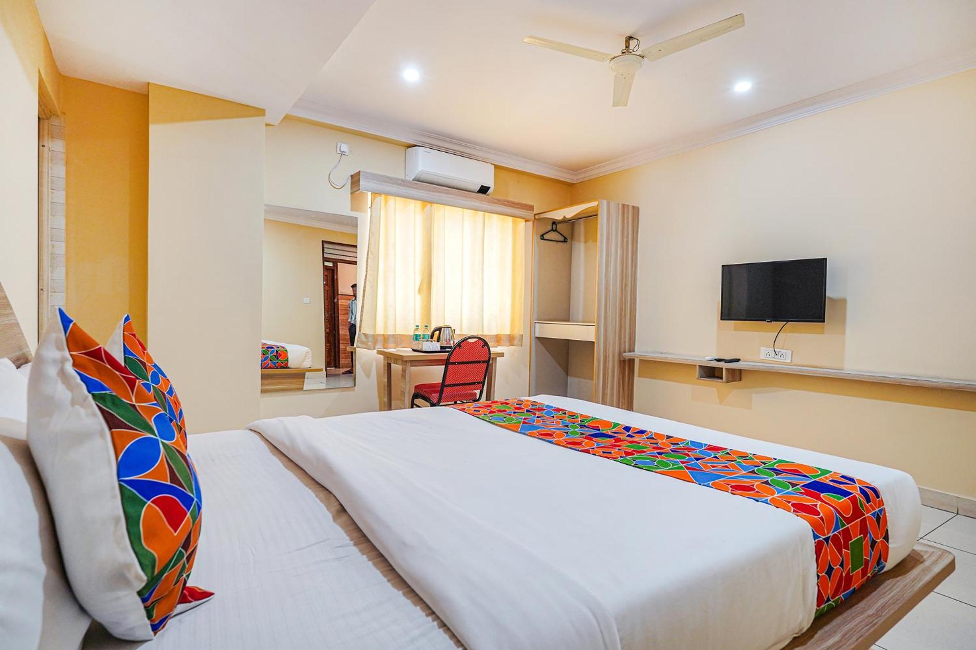 Fabhotel Bns Comforts Bangalore Exterior photo